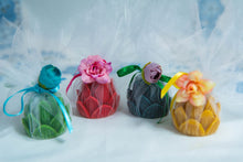 Cargar imagen en el visor de la galería, Cadeau de mariage&quot; Lotus&quot;
